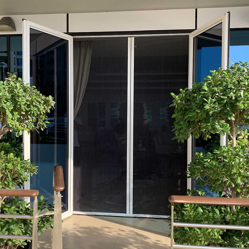 Double pleated sliding screen Palm sm Double sliding