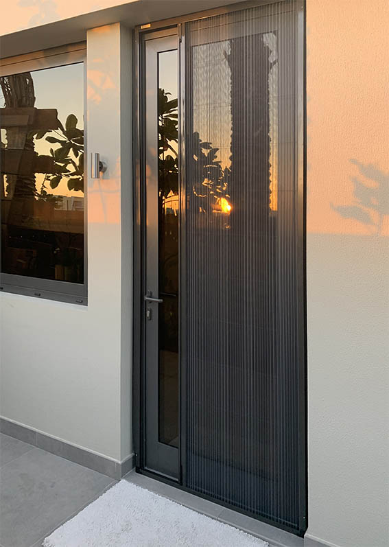 JP Sliding Door Single Jumeirah Park mosquito net